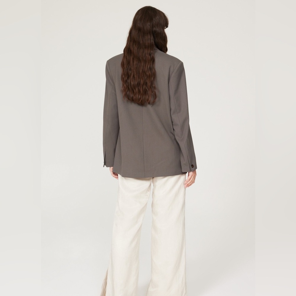 SAMSOE Oversized Single-Button Blazer in Taupe - Picture 5 of 8